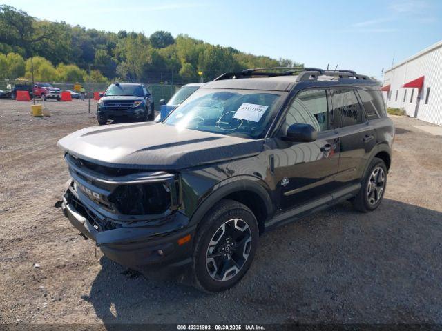 Ford Bronco Outer Banks Image 14