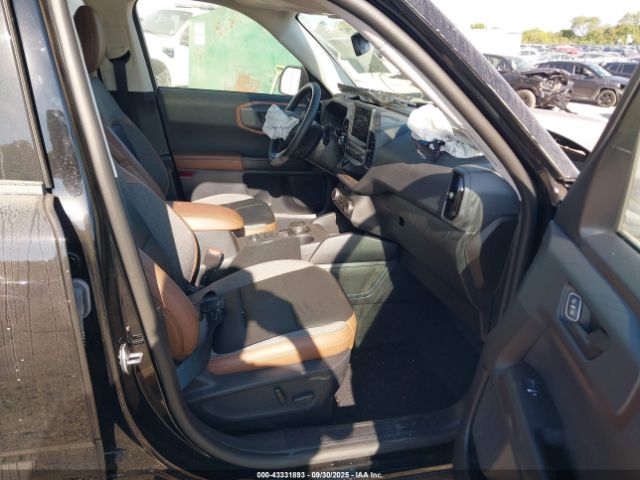 Ford Bronco Outer Banks Image 4