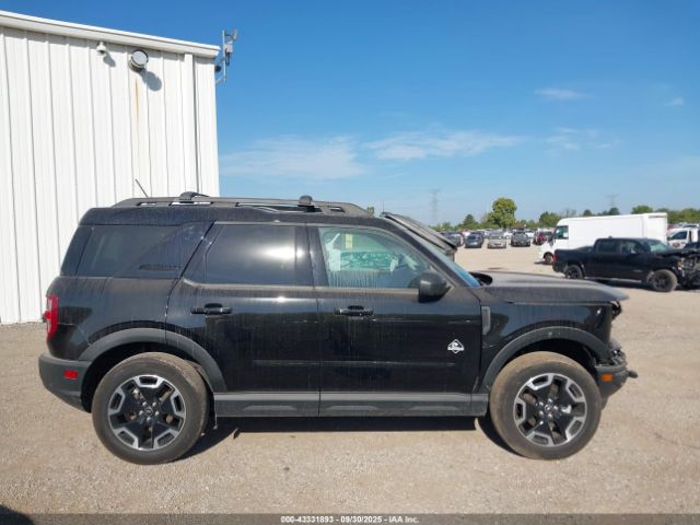 Ford Bronco Outer Banks Image 7