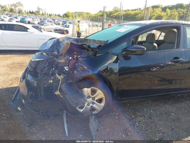 Kia Forte Lx Image 5