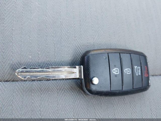 Kia Forte Lx Image 6