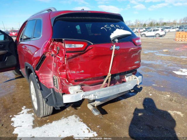 Jeep Cherokee Latitude 4x4 Image 6