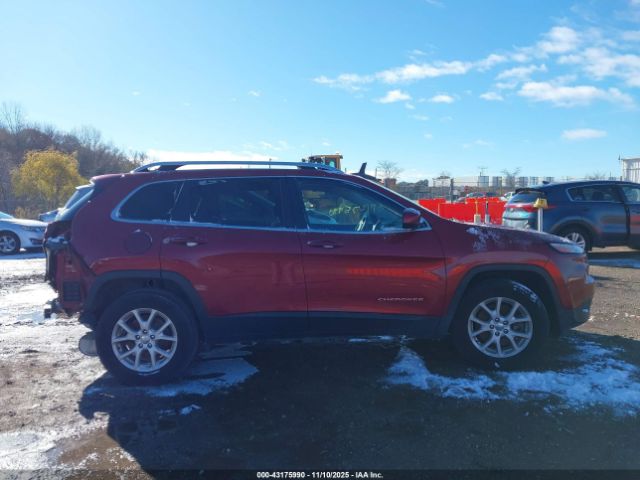 Jeep Cherokee Latitude 4x4 Image 9