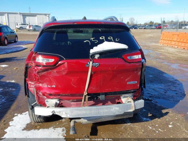 Jeep Cherokee Latitude 4x4 Image 11