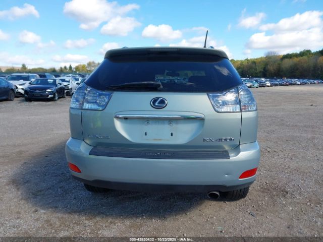 Lexus RX Image 2