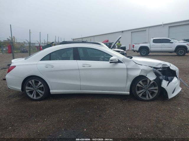 Mercedes-Benz Cla-class 4matic Image 3