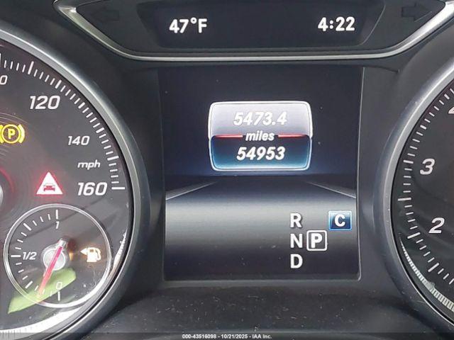 Mercedes-Benz Cla-class 4matic Image 2