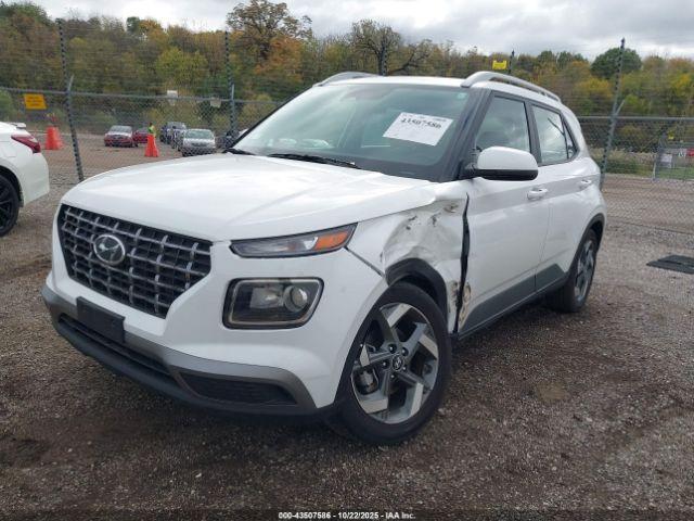 Hyundai VENUE Sel Image 16