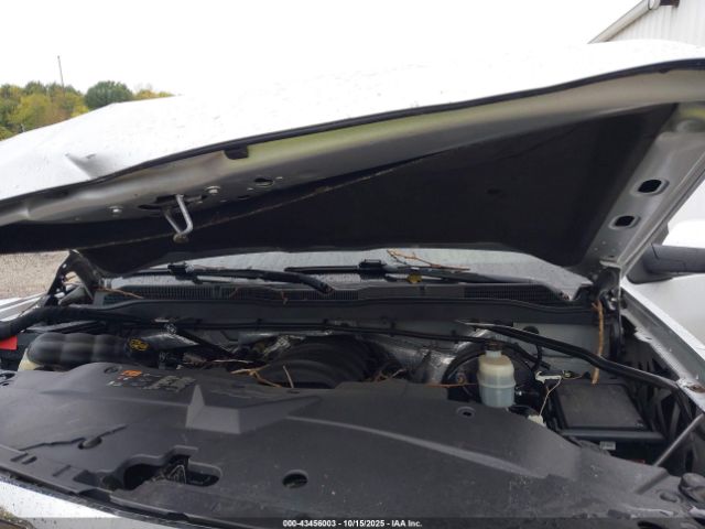 Chevrolet Silverado 1500 1lt Image 11