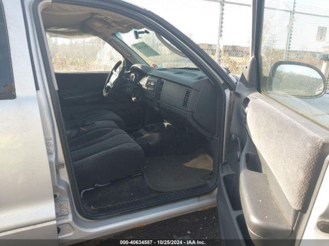 Dodge Dakota Image 5