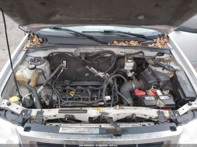 Ford Escape Xlt Image 9