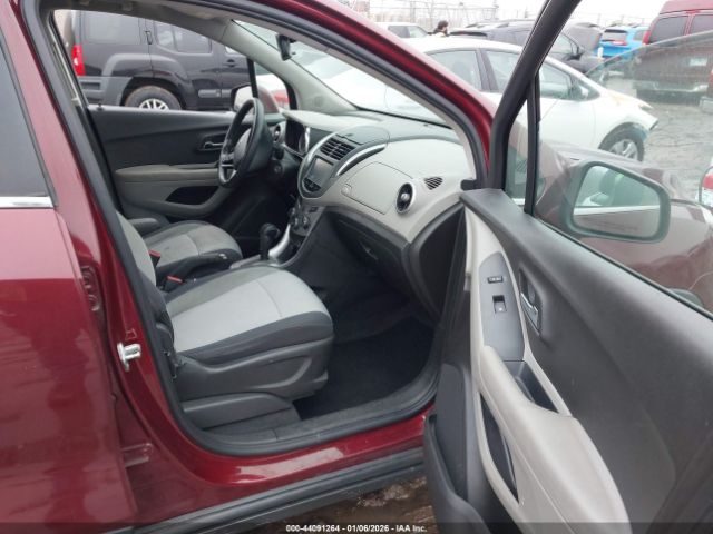 Chevrolet Trax Lt Image 10