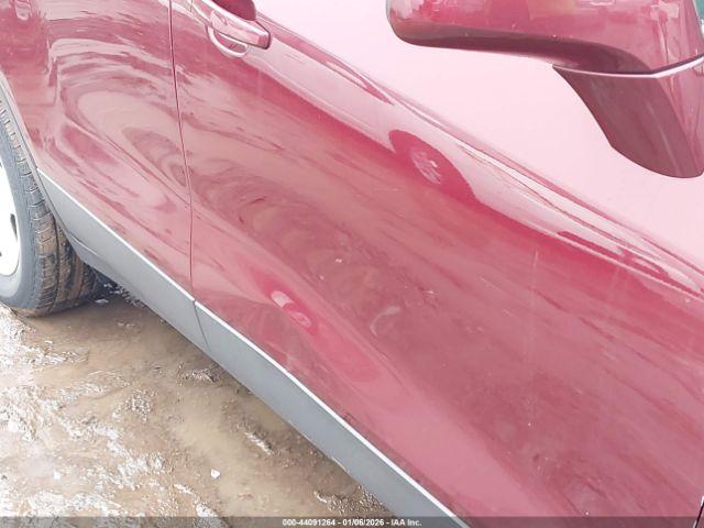 Chevrolet Trax Lt Image 12