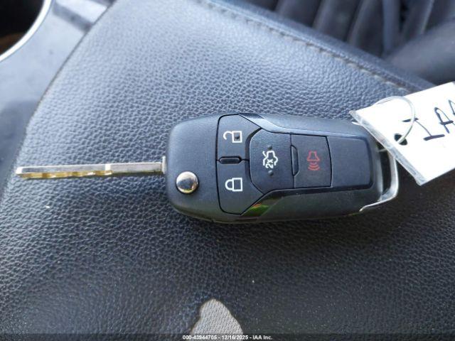 Ford Fusion Se Image 8