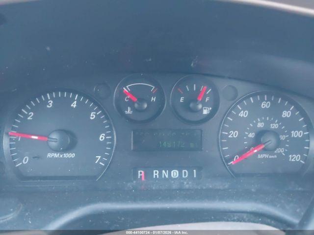 Ford Taurus Se Image 11