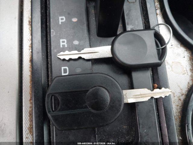 Ford Expedition Xlt Image 8