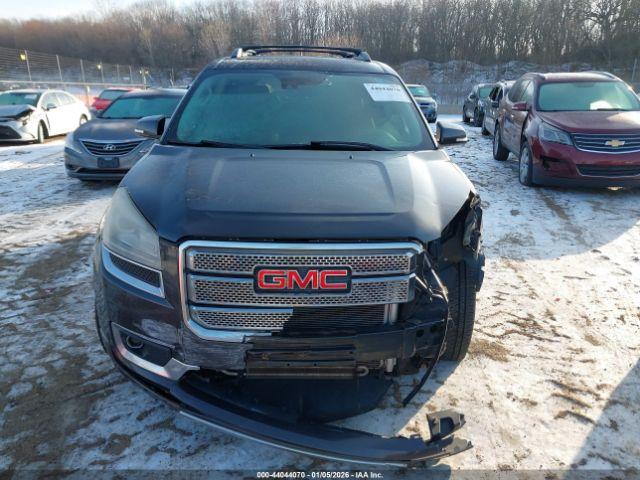 GMC Acadia Denali Image 3