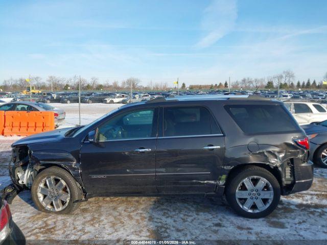 GMC Acadia Denali Image 17