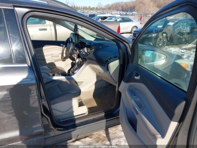 Ford Escape Se Image 6