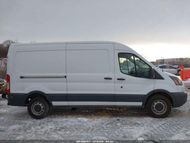 Ford Transit Image 6