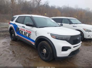  Salvage Ford Police Interceptor Utilit