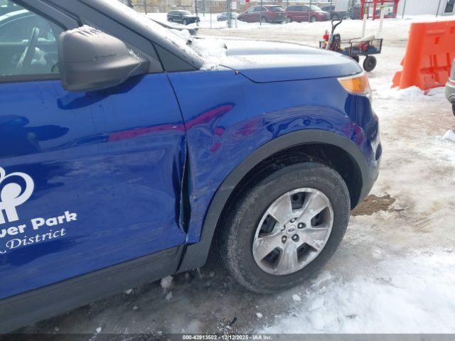 Ford Explorer Image 8