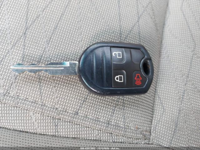 Ford Explorer Image 15