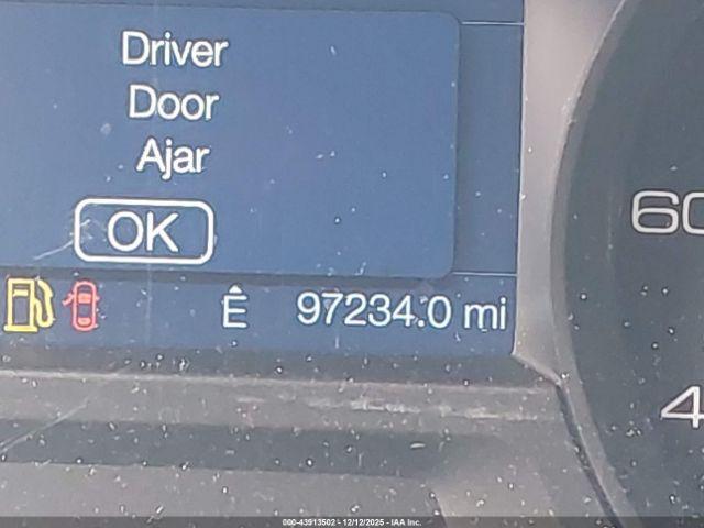 Ford Explorer Image 12